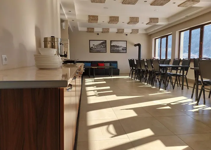 Roza\'S Guest House